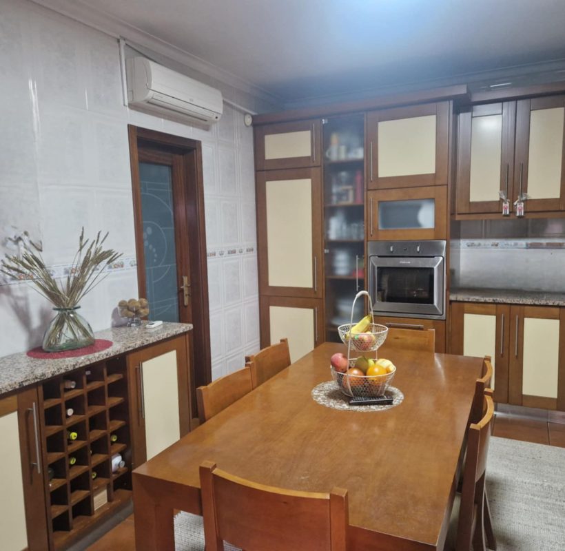 77ceefda-25cd-448b-bacb-56e5b27bbd2e