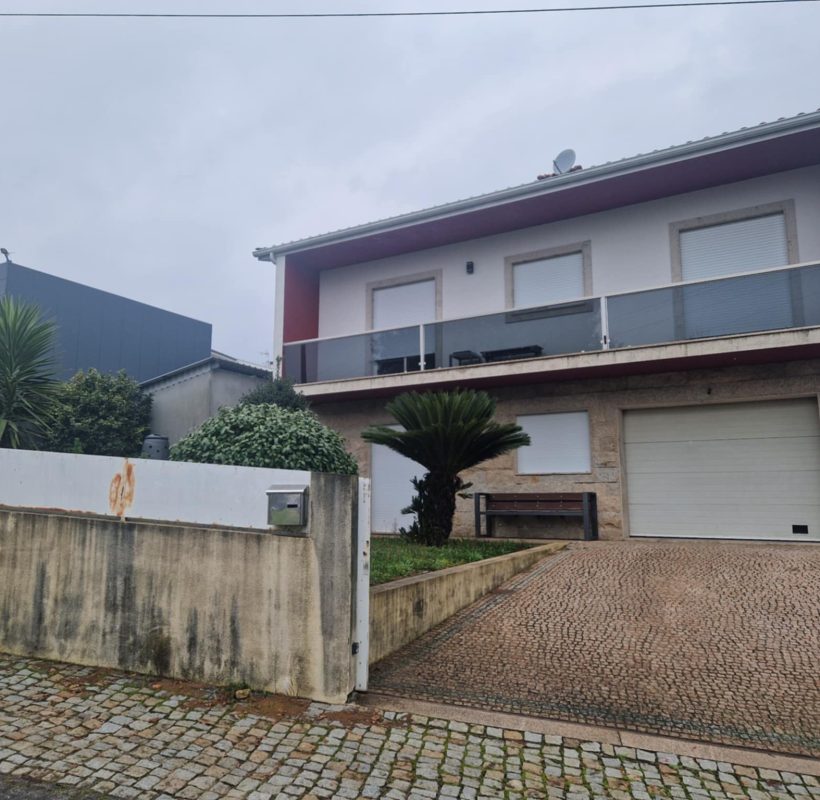 b52ecd86-97e0-4a7d-a3fe-425f97b2a3cc