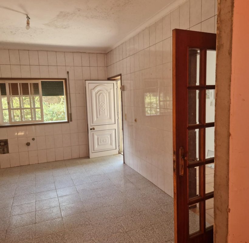 e2f114ab-ba8a-4b7b-9367-940e81dc23a6